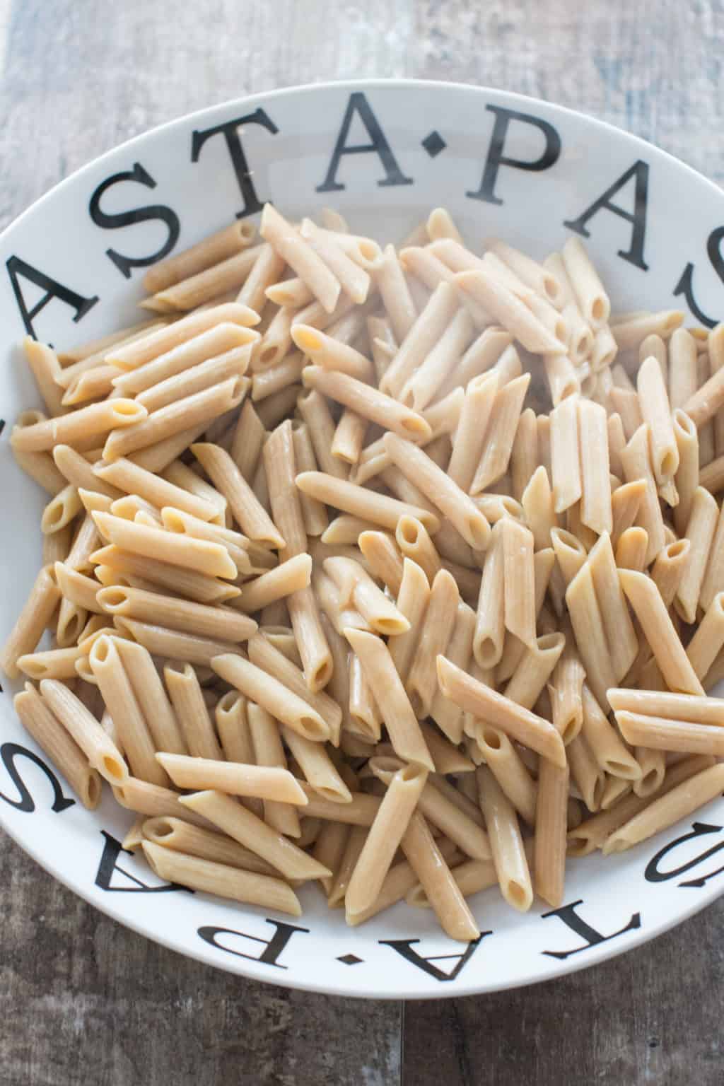 Lentil Pasta with Roasted Garlic, Broccoli & Creamy Red Pepper Sauce Watch Learn Eat