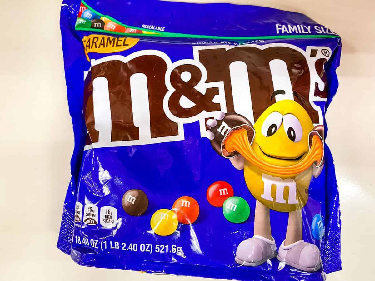 M&M's Chocolate Candies, Caramel, Family Size - 18.40 oz