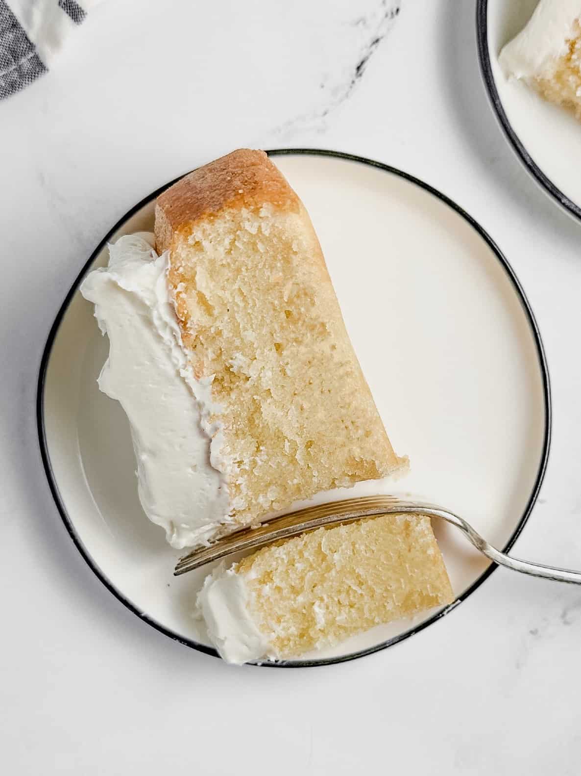 Simple Eggless Vanilla Sponge Cake, Vanilla Sponge Cake Recipe - Very Soft  and Moist