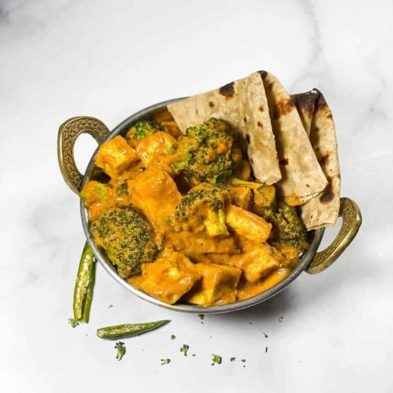 Broccoli Curry by Simple Sumptuous Cooking served and ready to eat