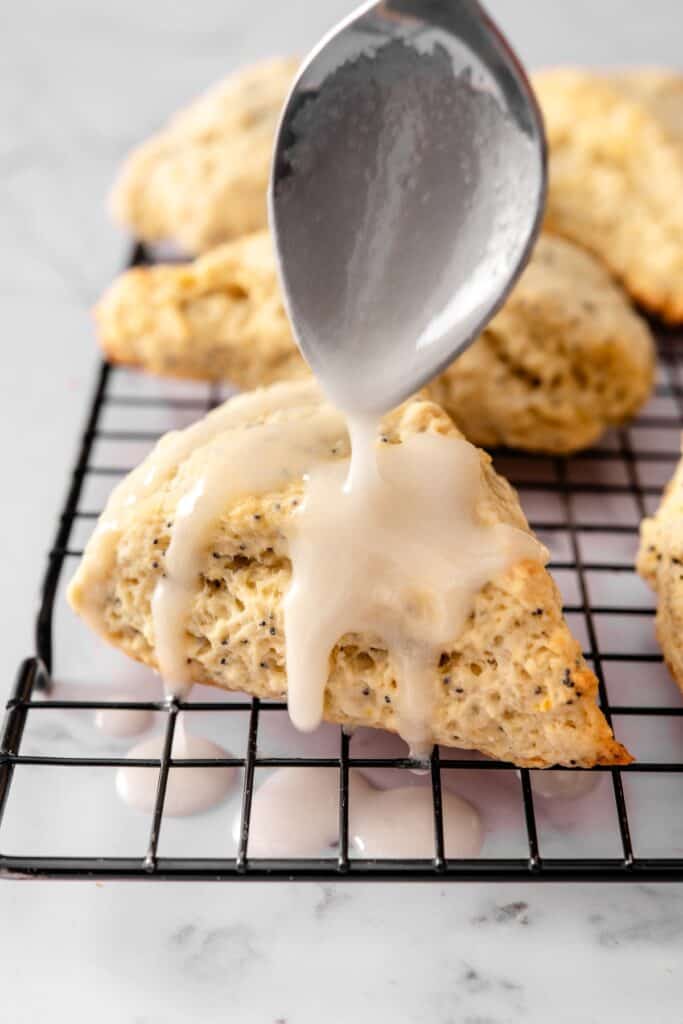 Vegan Lemon Poppy Seed Scones Photo 1